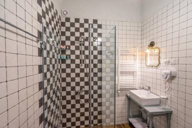 Doors Meidan Design Hotel