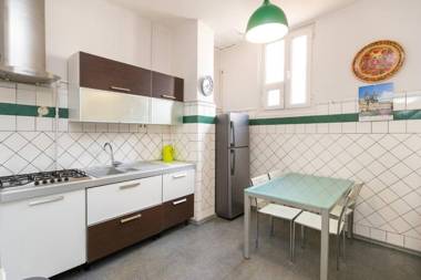 Wehost Apartment Near Fabrika