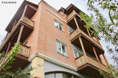 Penthouse Apartment 401