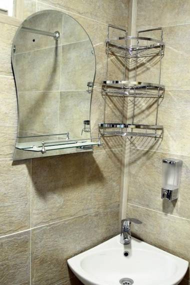 Georgian Hosts Tbilisi