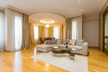 Serviced Apartment in the City Center