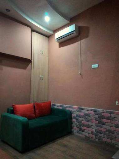 birdhome in Tbilisi (Maria)