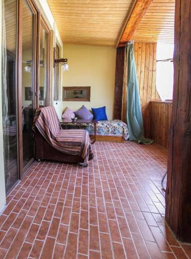 Natia's apartment on Dadiani st.