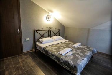 SunnyAvlabari Homestay