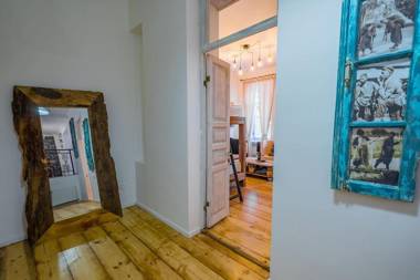 Lovely apartment in old Tbilisi