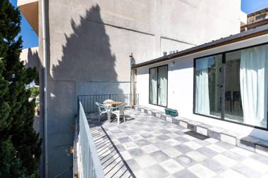 Wehost Apartment With Huge Terrace