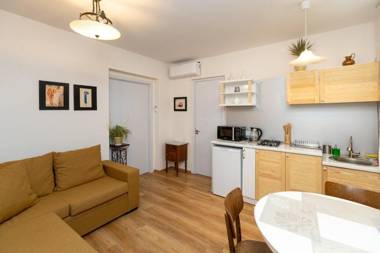 Wehost Liberty Square Apartments