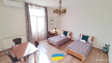 Piano Foyer Apartments at City Center