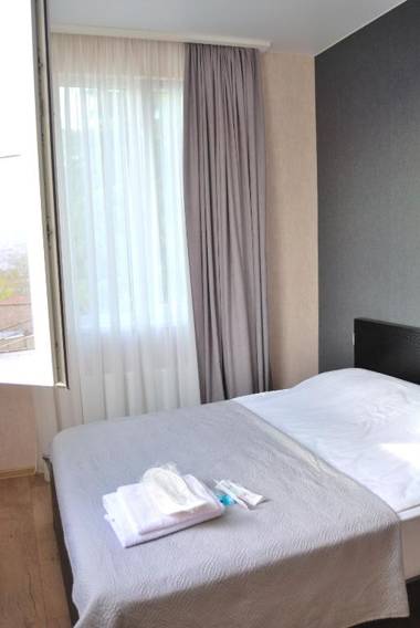 Nikas apartment with balcony in old Tbilisi