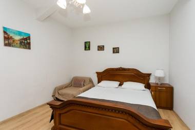 Rustaveli Apartment with 5 Star Location