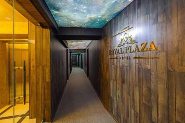 Royal Plaza Hotel