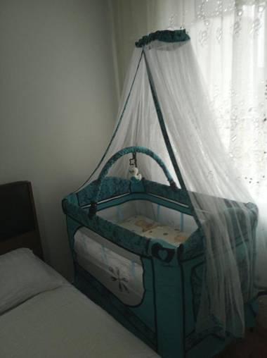 On Khimshiashvili Apartment