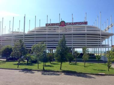 Studio Apartment On Khimshiashvili 15