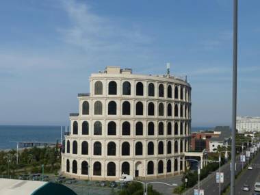 Apartment with sea view