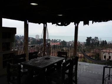 Apartment Green House