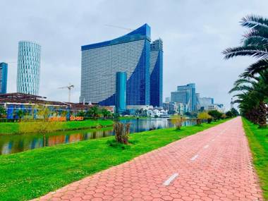 Royal Sea Breeze Apartments