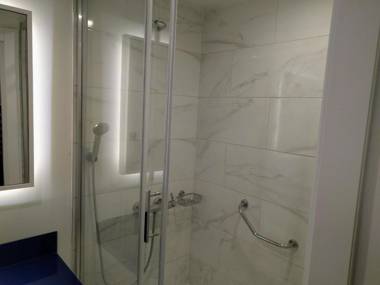 ORBI City Sea View Lux Apartment