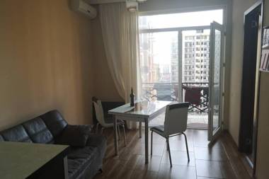 Квартира в Батуми 10 минут до моря.