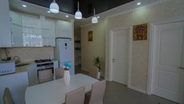 NEW APARTMENT WITH 2 BATHROOMS AND 2 BEDROOMs