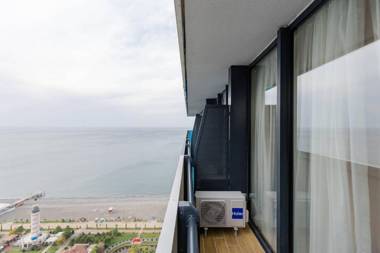 Sea View Apartment with balcony in the center of Batumi