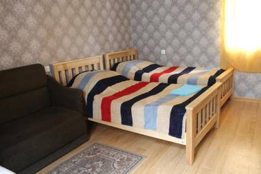 HillSide Guest House