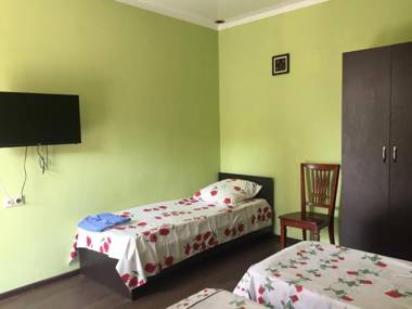 Mini Hotel on Lakoba