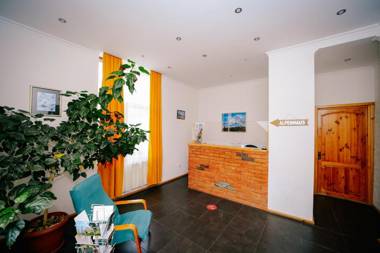 Alpenhaus Kazbegi Hotel & Restaurant