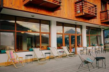 Alpenhaus Kazbegi Hotel & Restaurant