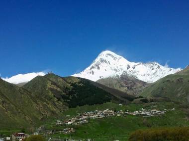 Nino Khetaguri Guest House