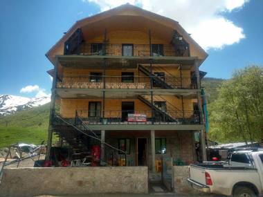 Ushguli Panorama Guest House