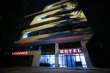 West Tower Hotel