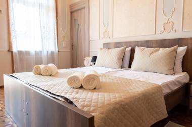 The Grand Piano Villa