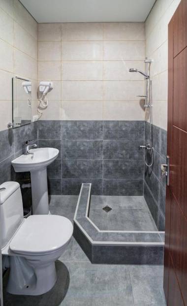 Four Seasons Riverside