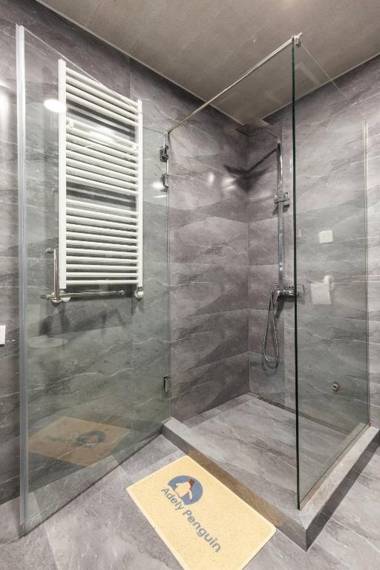 Veli group Apartment in Old City