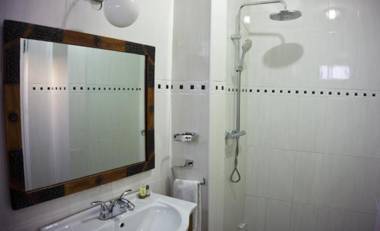 Tropical Enclave Hotel