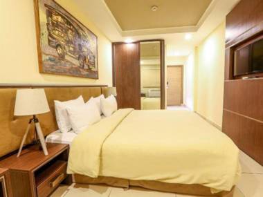 Frankie's Foods and Rooms