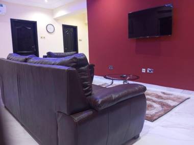 Impeccable 1-Bedroom Furnished Apartment in Accra