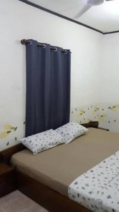 Inn-Syde Guest House