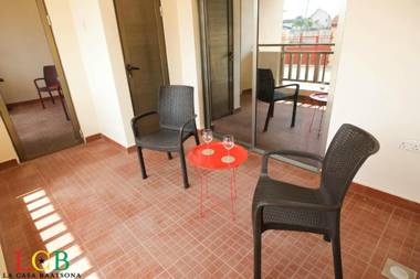 La Casa Baatsona Apts