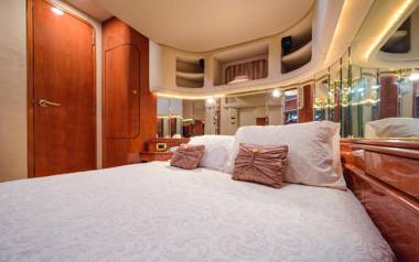 Luxury Yacht Hotel