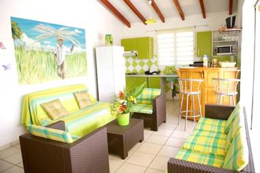 Villa de 3 chambres avec piscine privee jardin amenage et wifi a Saint Francois a 4 km de la plage