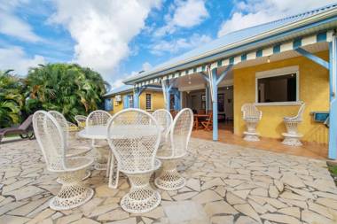 Villa de 4 chambres avec piscine privee jardin clos et wifi a Saint Francois a 4 km de la plage