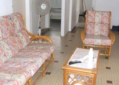 Maison de 2 chambres avec terrasse amenagee a Bouillante a 2 km de la plage