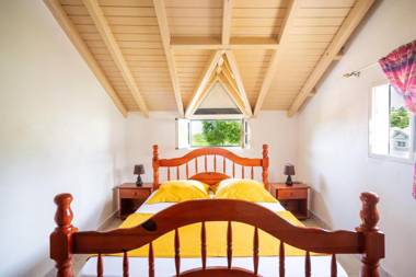 Propriete de 2 chambres avec vue sur la mer terrasse amenagee et wifi a Vieux Habitants a 1 km de la plage