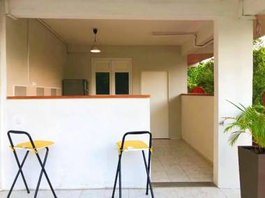 Studio avec jardin et wifi a Les Abymes
