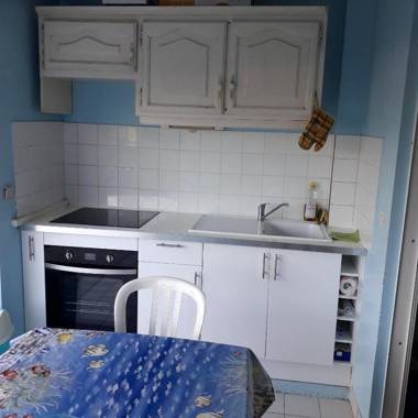 Appartement de 2 chambres avec jardin clos a Le Moule a 1 km de la plage