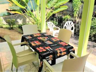 Maison d'une chambre avec jardin clos et wifi a Sainte Anne a 3 km de la plage