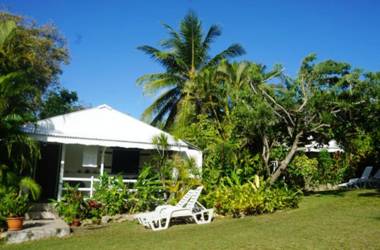 Maison de 2 chambres avec jardin clos et wifi a Sainte Anne