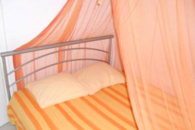 Maison de 2 chambres avec jardin clos et wifi a Sainte Anne