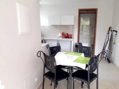 Studio avec jardin amenage et wifi a Sainte Anne